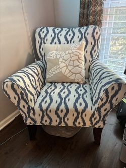 STYLISH IKAT PATTERN ACCENT ARMCHAIR – BLUE & CREAM! 20% OFF THIS WEEKEND