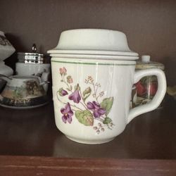 $15 Pillivuyt France Tea Cup with Strainer and Lid in Purple Periwinkle Pattern