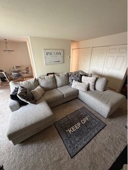 Sectional couch