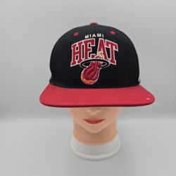 Mitchell & Ness Miami Heat Adjustable Snapback Hat