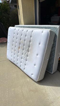 Free full mattress and box spring