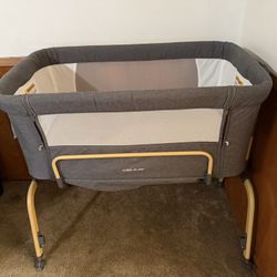 Bassinet 