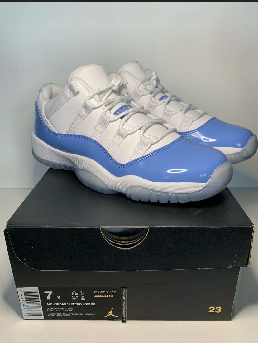 Jordan 11 UNC