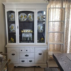 MUST GO – Custom Farmhouse Wood Furniture Set – $500 🔥