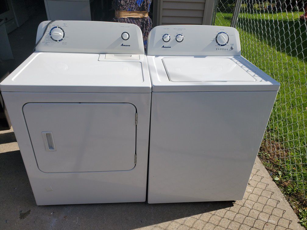 Amana washer and gas dryer set (can deliver)