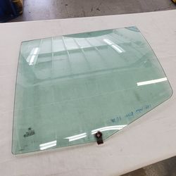 2000 to 2005 BMW E46 Touring Wagon Left Rear Door WINDOW GLASS