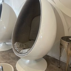 Egg Chair