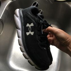 Black shoes