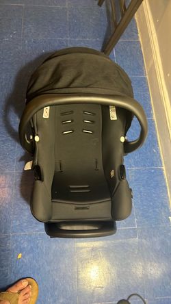 Infant car seat