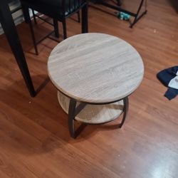 Beautiful Coffee Table/night Stand Table Or Any Type Of Small Table