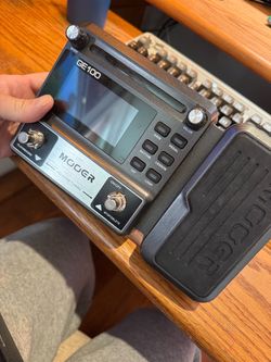Moore ge100 fx pedal