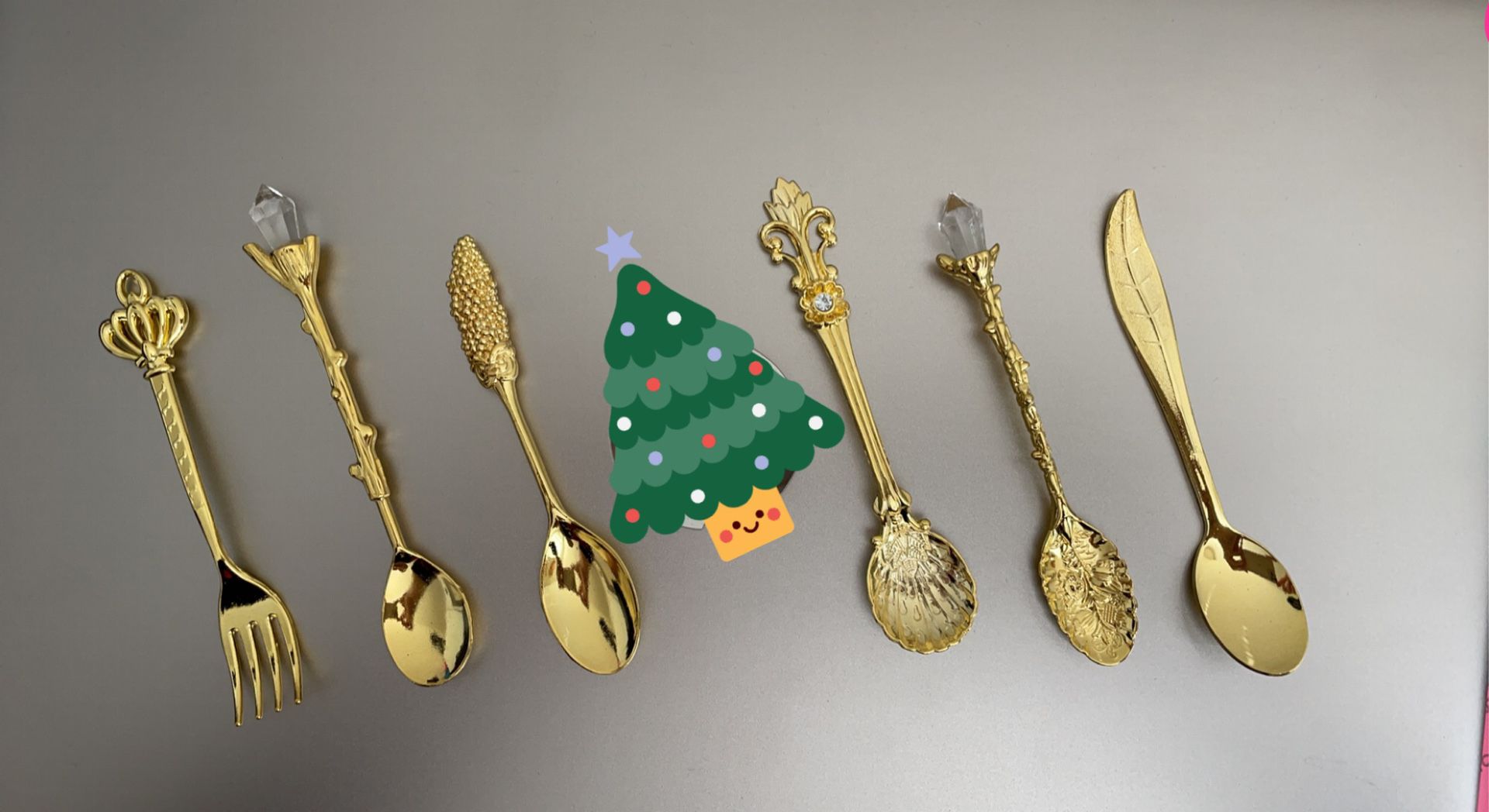 Vintage Spiins Fork . Metal Gold. 6 PCs . New