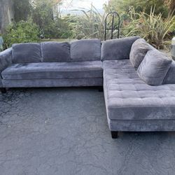 Grey Sectional Sofa! Free Delivery!