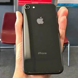 iPhone 8, Factory Unlocked. Excellent Condition.  Like New 