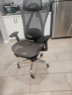Office Chair with heavy duty wheels