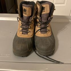 Sorel Boots (Size 15)