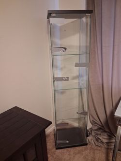 Glass shelf