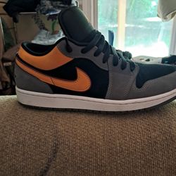 Nike Air Jordan 1 Low Classic Men's Shoes in Grey and Orange