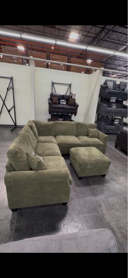 Brand new in box / sofa / read description