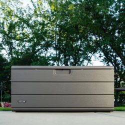 Lifetime 170-Gallon Resin Outdoor Storage Deck Box NEW