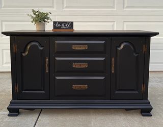 Gorgeous Black 3-Drawer + Cupboard Storage Cabinet/Buffet/Dresser