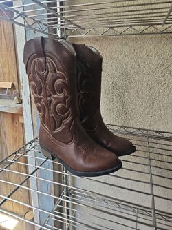 Kids western Boots size 13 and 1