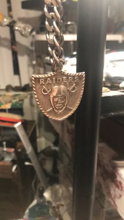 925 Solid Silver Raiders Logo Pendent On A Cuban Link Silver Chain Long Chain 