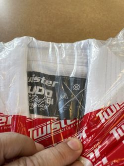 TWISTER BLACK TIGER JUDO UNIFORM