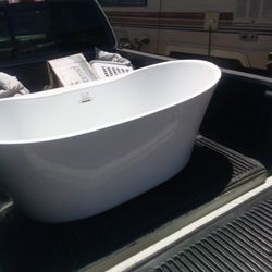 Canberra Bathtub