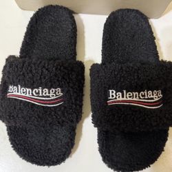 BALENCIAGA SLIDES