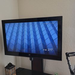 Westinghouse Vr3225 FHD 32inch Monitor/TV Comes With Chromecast.