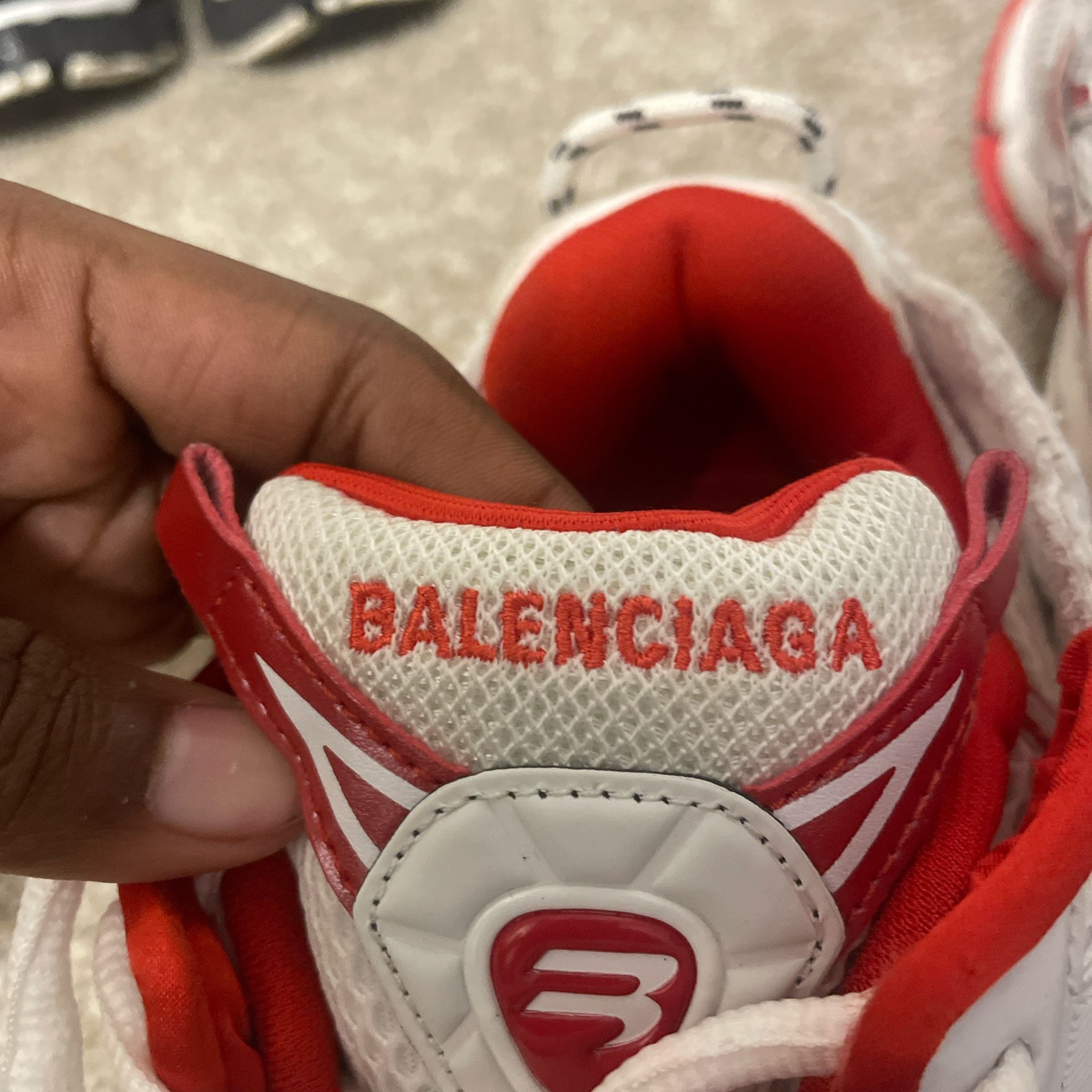 white red balenciaga runners. size: 43