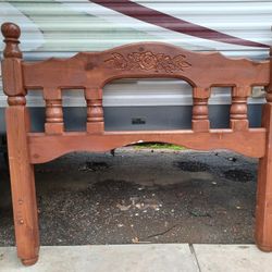 Wood Headboard/Footboard & Bed Frame 