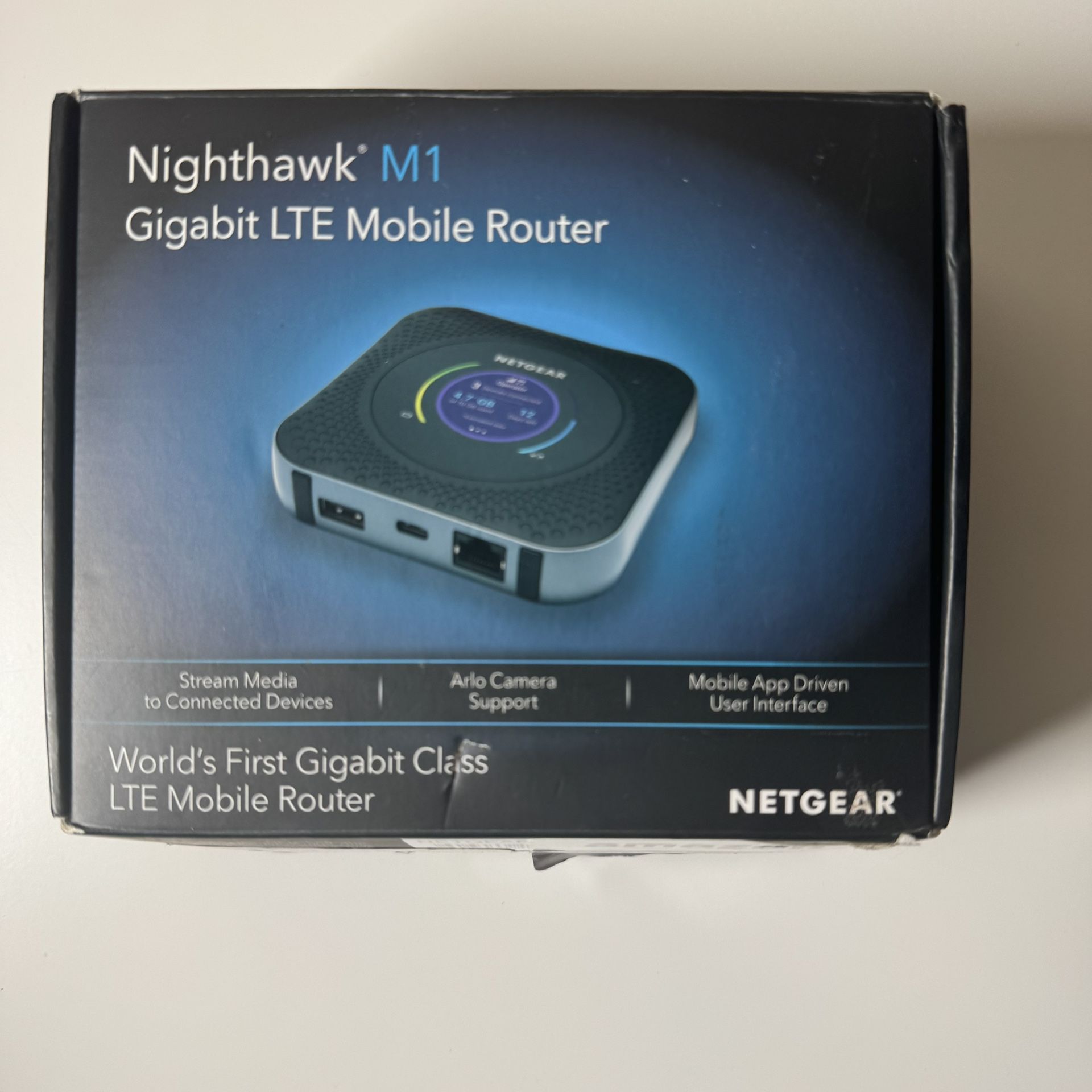 Nighthawk M1 Gigabit LTE mobile Router