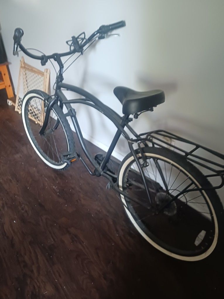 Bike Cruiser With Gears Like New