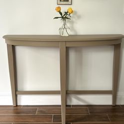 Solid Wood Large Hekman Foyer Console Table in Neutral Beige - Minimalist 