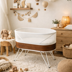 SNOO Smart Sleeper Bassinet – Gently Used, Excellent Condition