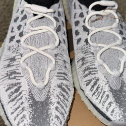 Yeezy 350 V2 CMPCT