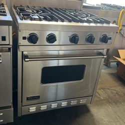 Viking 30”wide Stainless Steel Gas Range Stove 4 Burners 