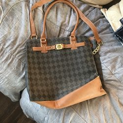 Marc Fisher Purse