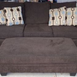 Comfy Sofa/couch  With Ottoman