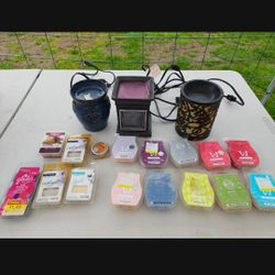 Wax Warmer lot with several Scentsy wax bars.