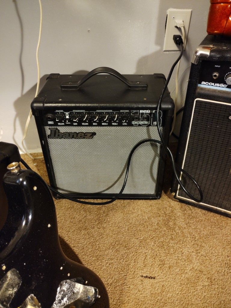 Ibanez 15R Guitar Amp.