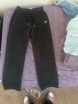 alo sweats pants