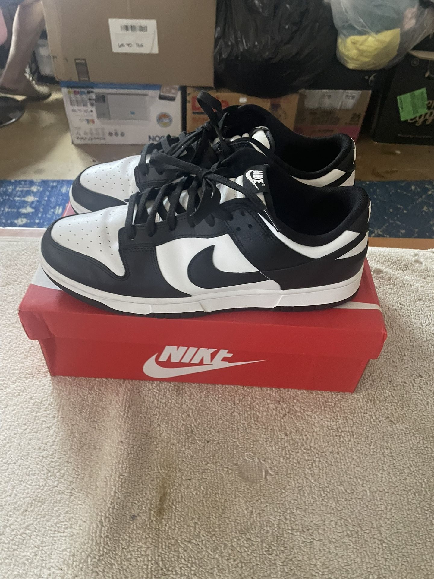 Nike Dunks (Panda)