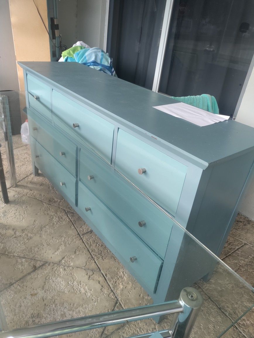 Nightstand And Dresser Combo