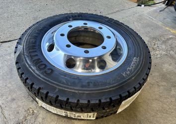 1 SINGLE 2020 Chevy 4500HD GMC 5500HD 19.5 Alcoa rim Continental 225/70r19.5 100%  Only one