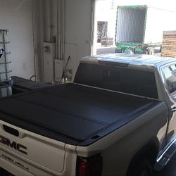 Bakflip MX4 Bed Tonneau Folding Cover For 2019 to 2024 Silverado Sierra 1500