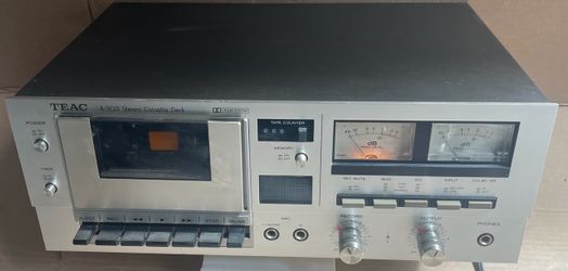 Teac A-303 Stereo Cassette Deck. Tested , powered on but no speakers or cassette tape to test its functionality