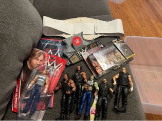 WWE action figure lot